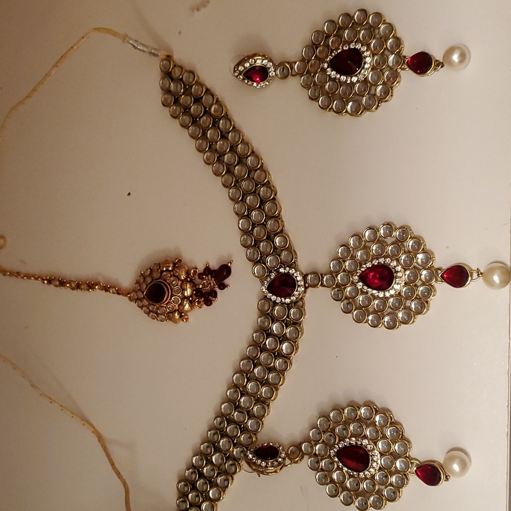 Indian bridal jewelry